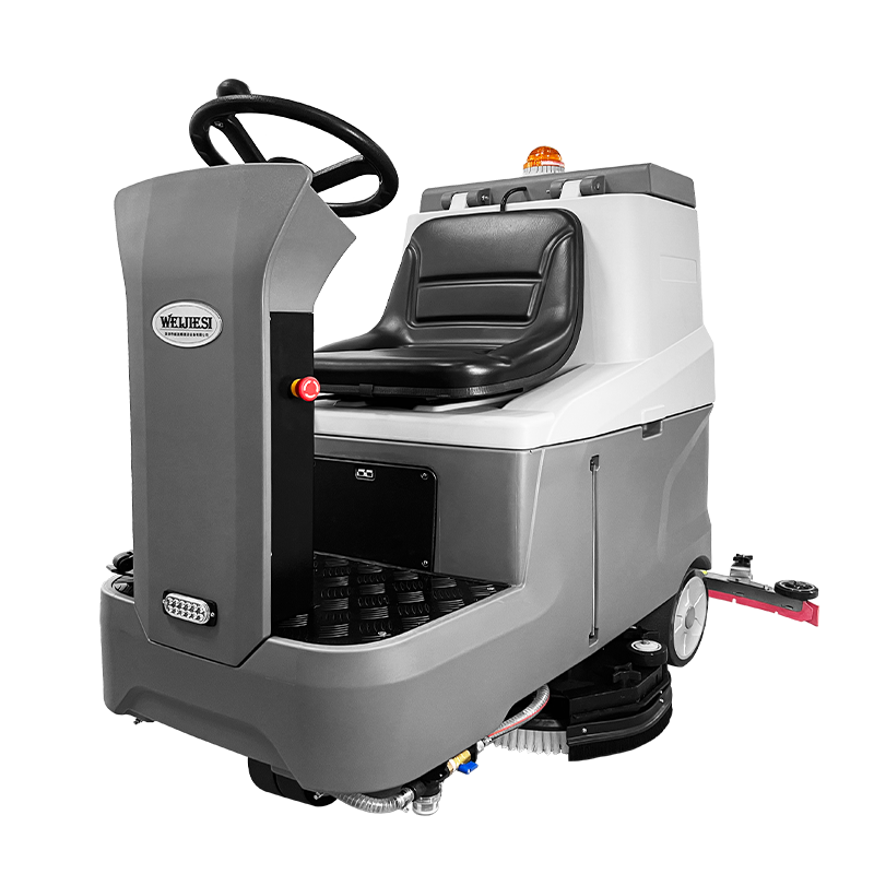 XD8-2驾驶式洗地机